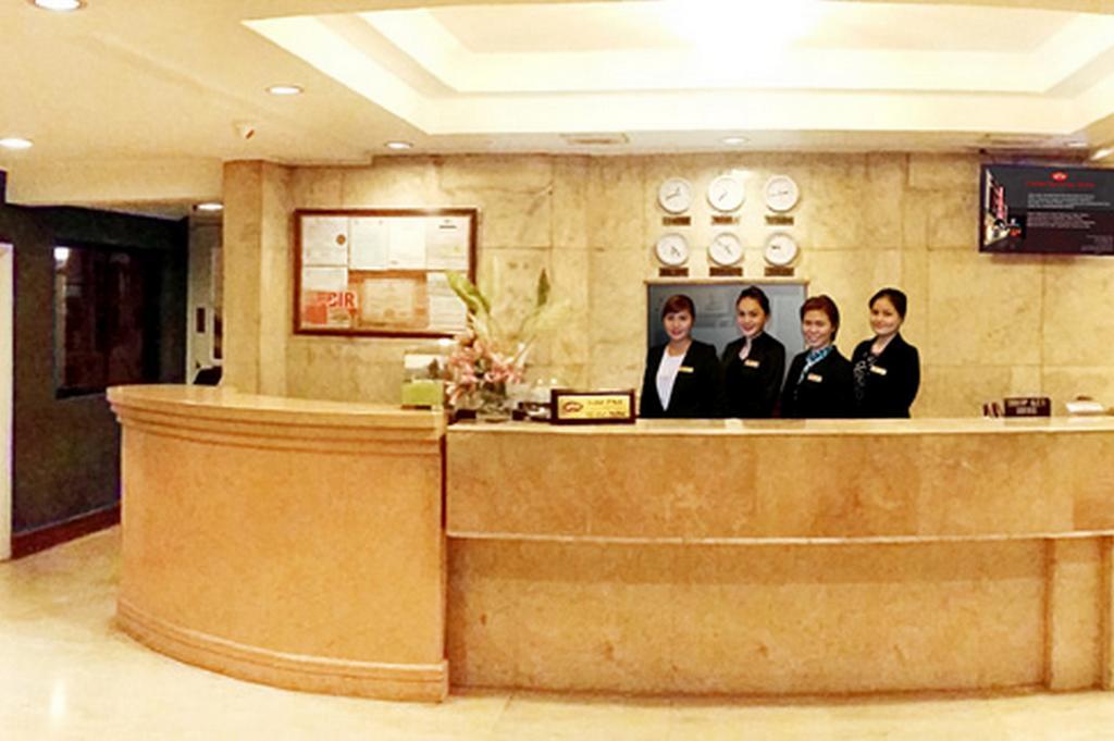 מנילה Cherry Blossoms Hotel מראה חיצוני תמונה