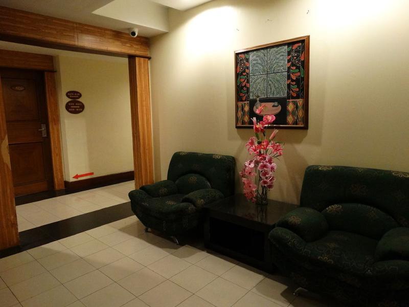 מנילה Cherry Blossoms Hotel מראה חיצוני תמונה
